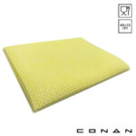 Gele Conan Color Wipe poetsdoek op een witte achtergrond