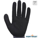 Close-up van de handpalm van een zwarte Portwest A350 DermiFlex veiligheidshandschoen.